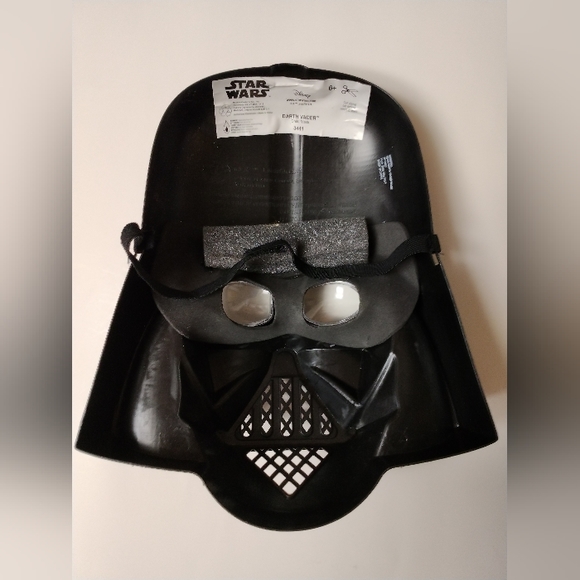 STAR WARS “DARTH VADER” COSTUME - Picture 4 of 4